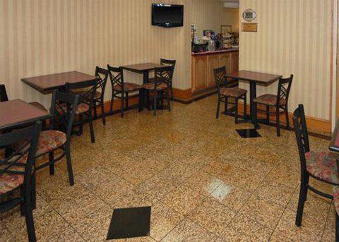 Inn Comfort Sandy Springs - Perimeter 3*