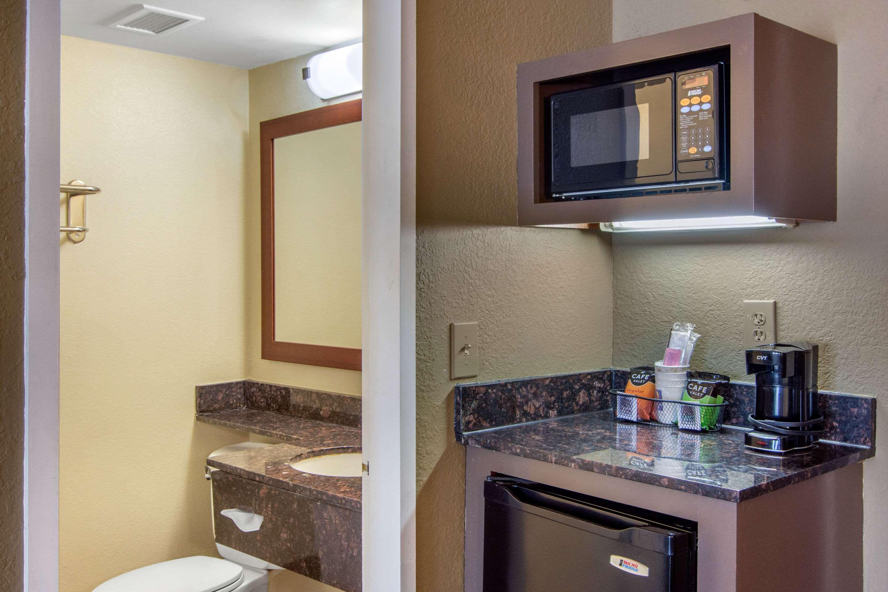 Comfort Sandy Springs - Perimeter 3*